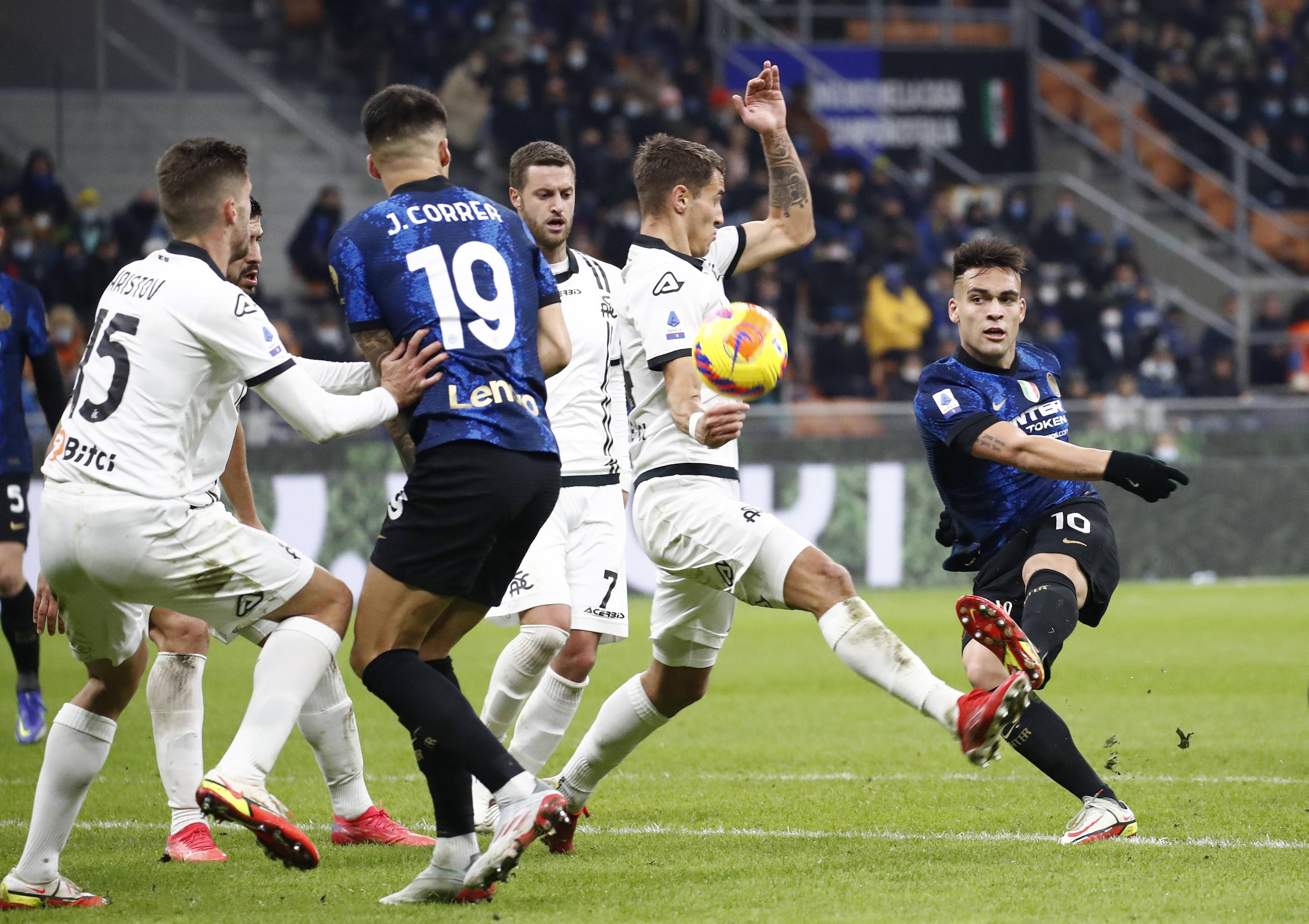 里程碑夜！葡萄牙体育手感冰凉，亚冠转会期刷纪录，更衣室稳定，心理建设被强调的简单介绍